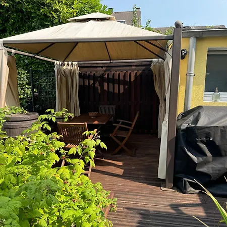 3 Separate Messe Bis Zu 11 Personen Apartment