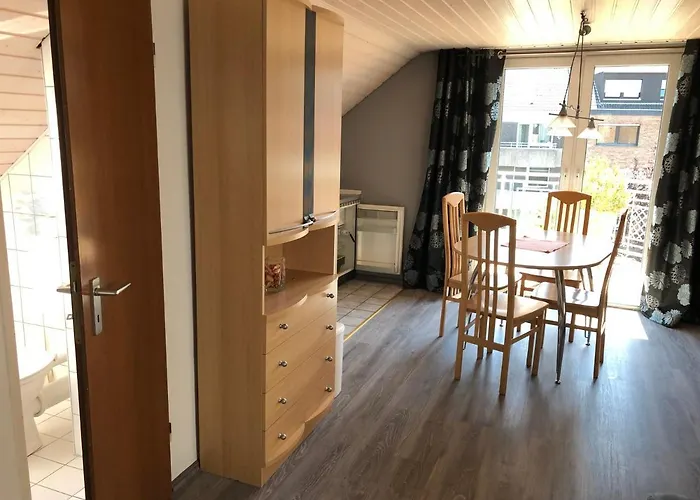 3 Separate Messe Bis Zu 11 Personen