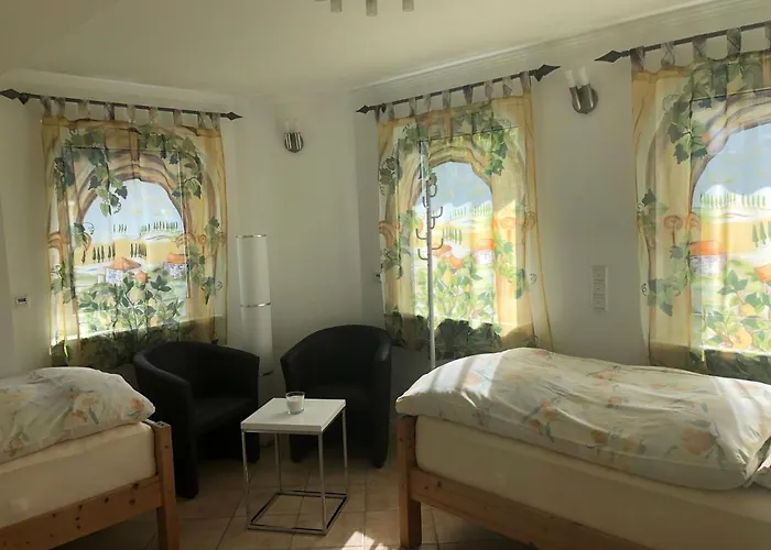 3 Separate Messe Bis Zu 11 Personen *